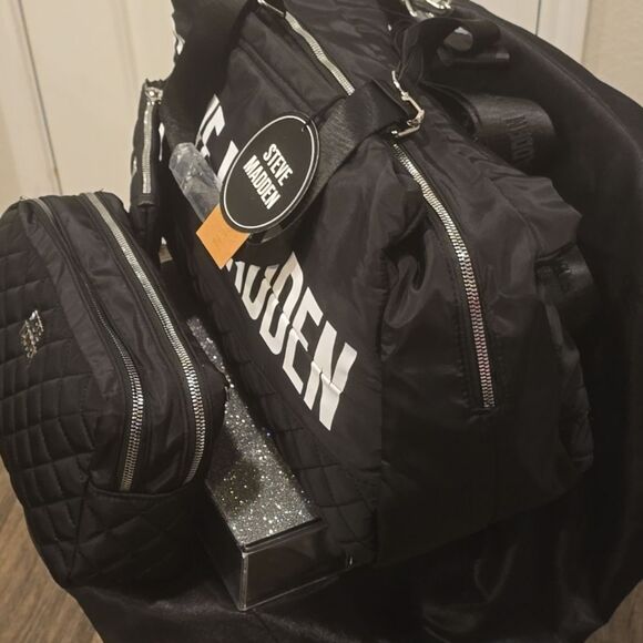 Steve Madden BSasha 3-PC Tote & Cosmetic Bag Set - Picture 5 of 15